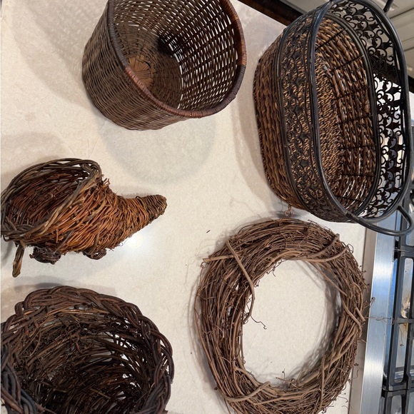 Rustic Wicker Basket Bundle Set - Picture 2 of 8